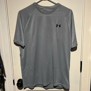 Men’s Under Armour Heat Gear Shirt, Size Large